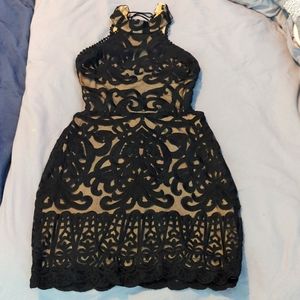 Fashion Nova lacy dress, Size Small